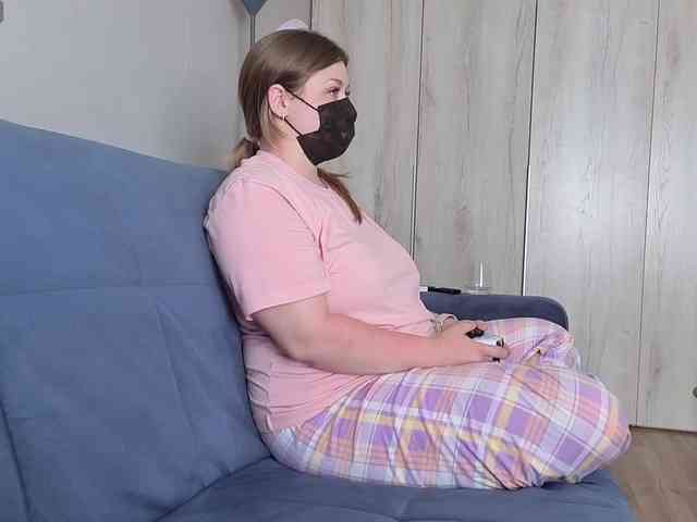 Milaa1998 webcam