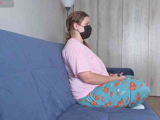 Milaa1998 webcam