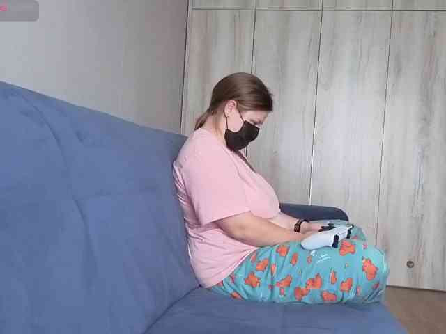Milaa1998 webcam