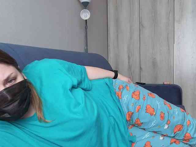 Milaa1998 webcam