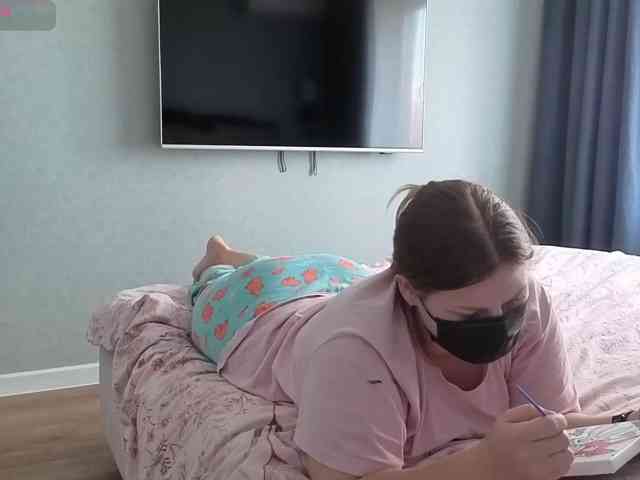Milaa1998 webcam