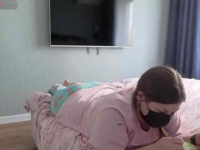 Milaa1998 webcam