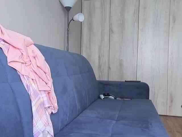 Milaa1998 webcam