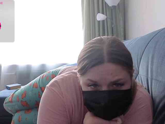 Milaa1998 webcam