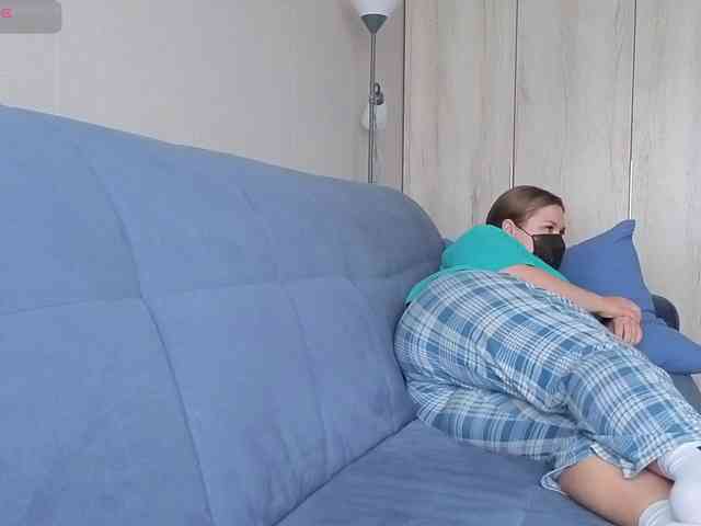 Milaa1998 webcam