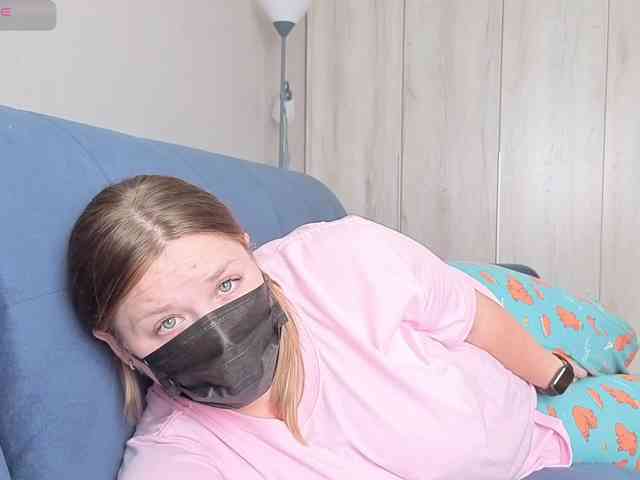 Milaa1998 webcam