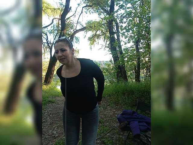 Jasminkiss's BongaCams show and profile