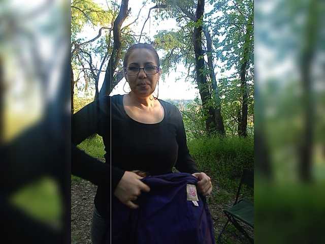 Jasminkiss's BongaCams show and profile