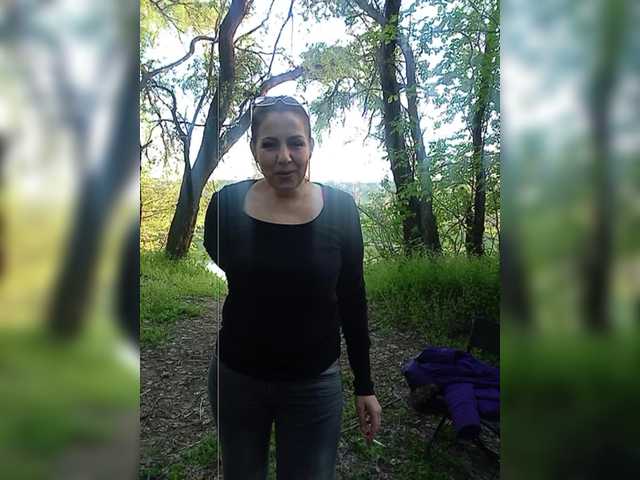 Jasminkiss's BongaCams show and profile