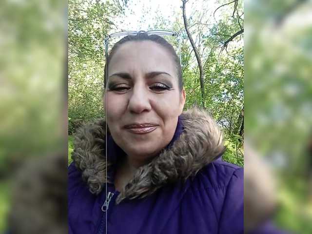 Jasminkiss's BongaCams show and profile