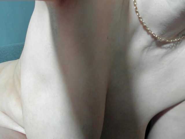 sexymeriem's BongaCams show and profile