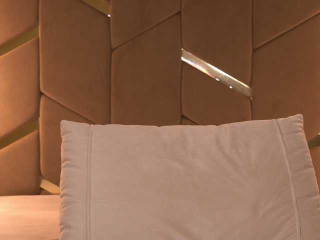  Girl-Pleasure chat room