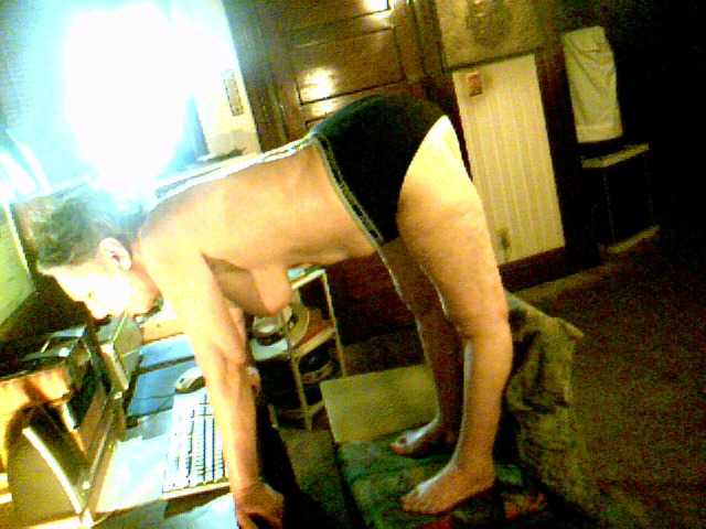 Estina54 live cam on BongaCams