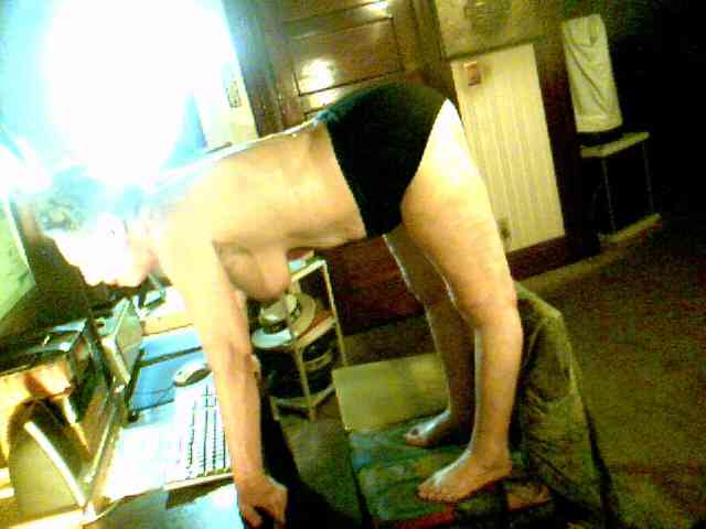 EstinaHottie webcam