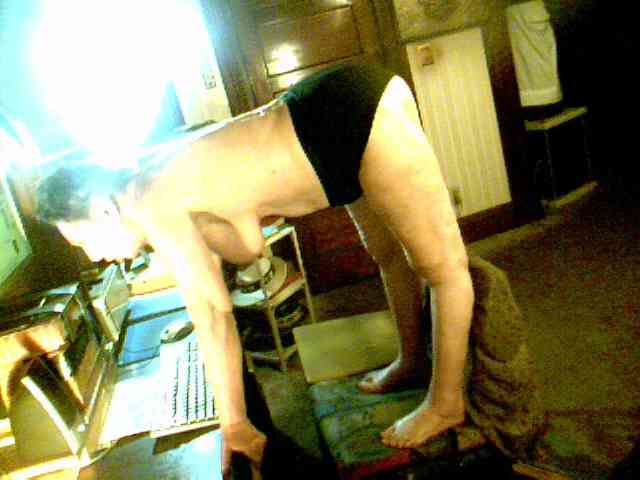 EstinaHottie webcam