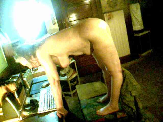 EstinaHottie webcam