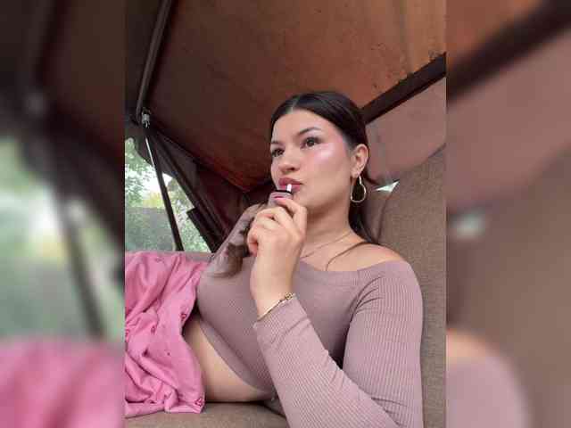 -MaybeBaby-'s webcam live show