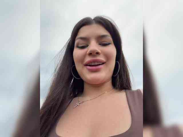 Модель: -MaybeBaby-