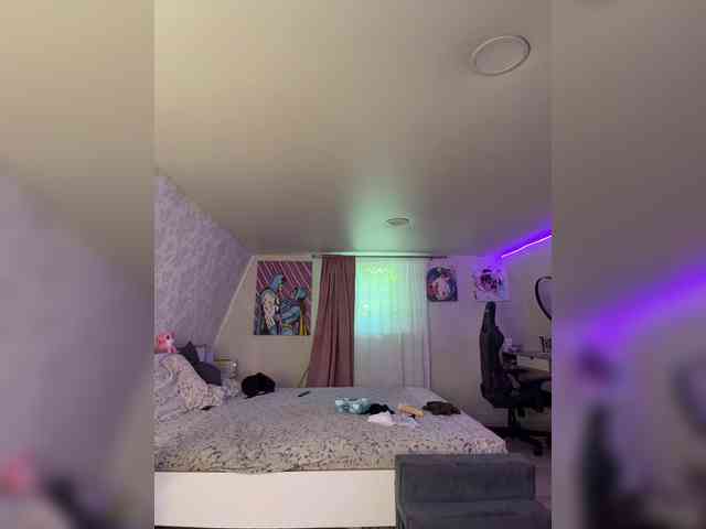 -MaybeBaby- webcam