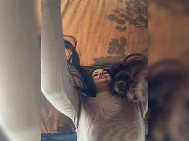 Model: -MaybeBaby-