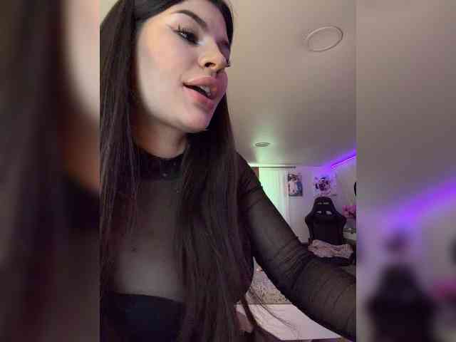 Модель: -MaybeBaby-