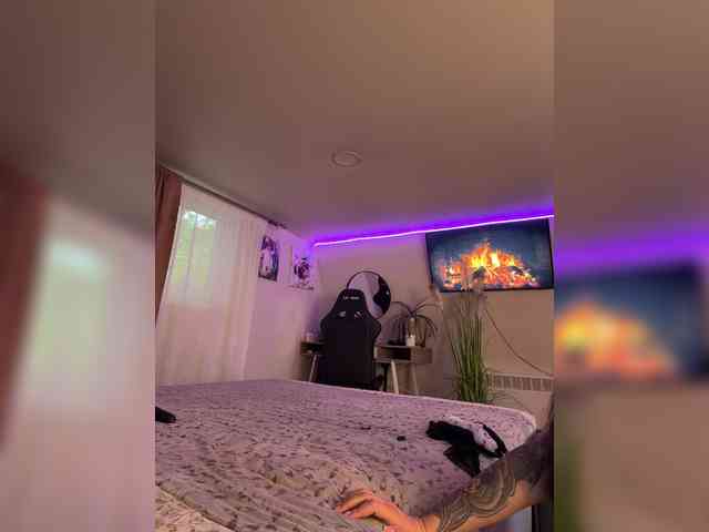 -MaybeBaby- Sex Cam Show