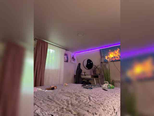 -MaybeBaby- webcam