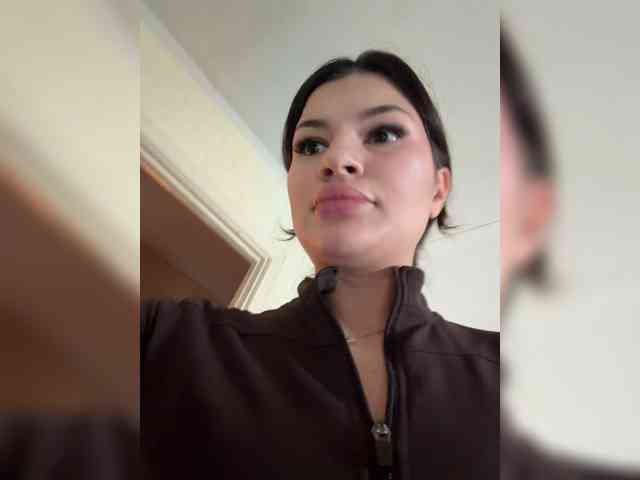 -MaybeBaby- webcam