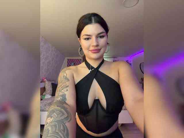 -MaybeBaby- webcam