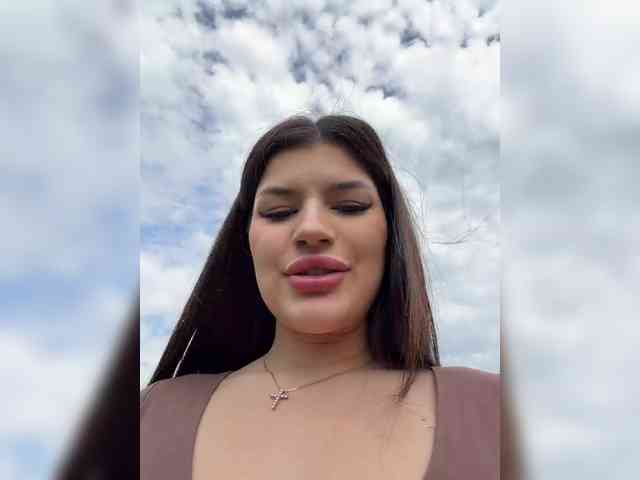 -MaybeBaby- webcam