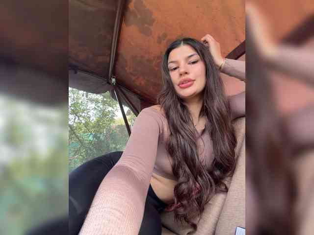 Модель: -MaybeBaby-