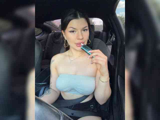 -MaybeBaby- webcam