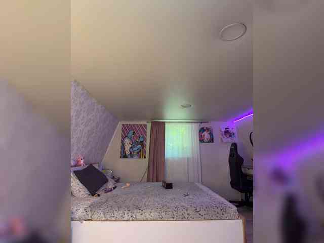 -MaybeBaby- webcam