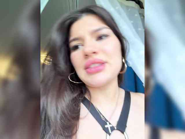 -MaybeBaby- webcam