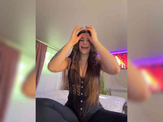 -MaybeBaby- webcam