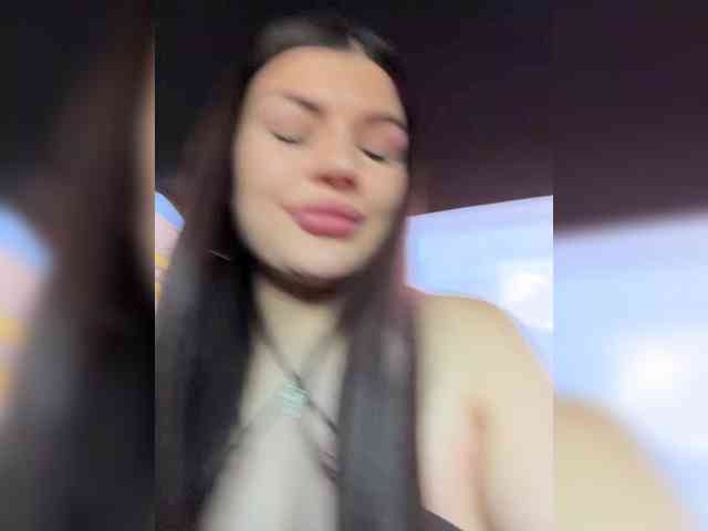 -MaybeBaby- webcam