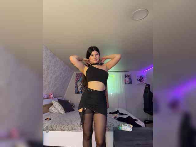 -MaybeBaby- Sex Cam Show