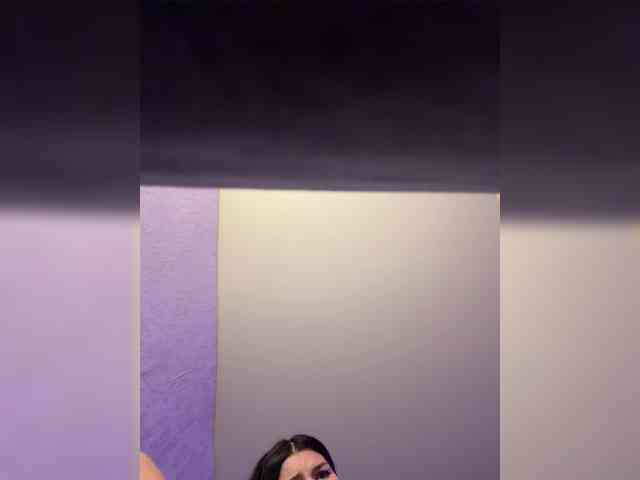 -MaybeBaby- webcam