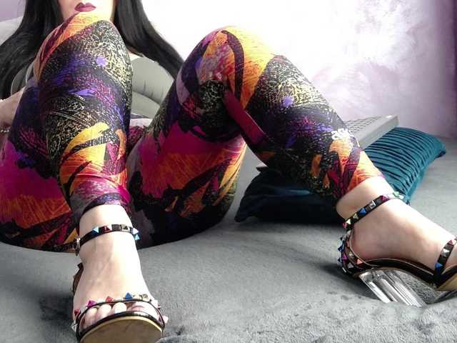 MorenaKataly's BongaCams show and profile