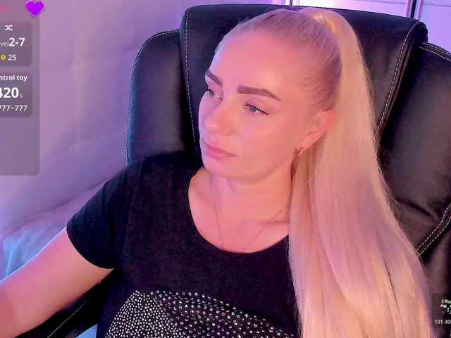 _-Dasha-_ live cam preview