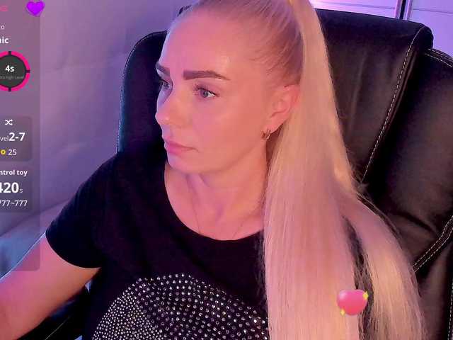 _-Dasha-_ live cam preview