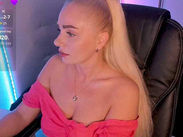 _-Dasha-_ live cam preview