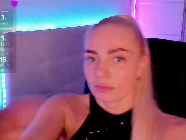 Model: _-Dasha-_