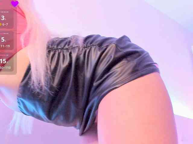 Model: _-Dasha-_