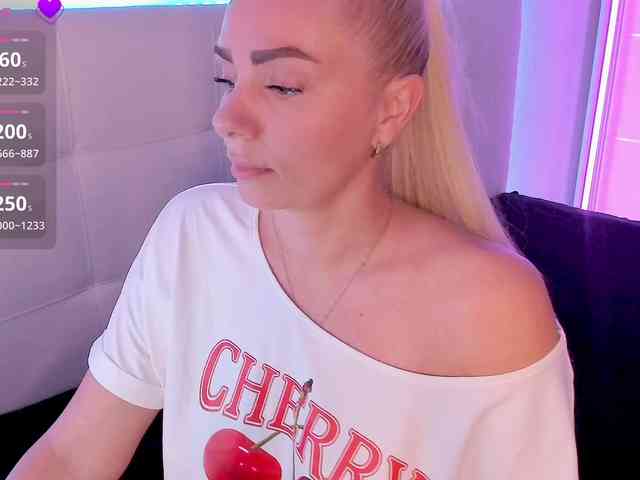 Dashulakiss1 Sex Cam Show