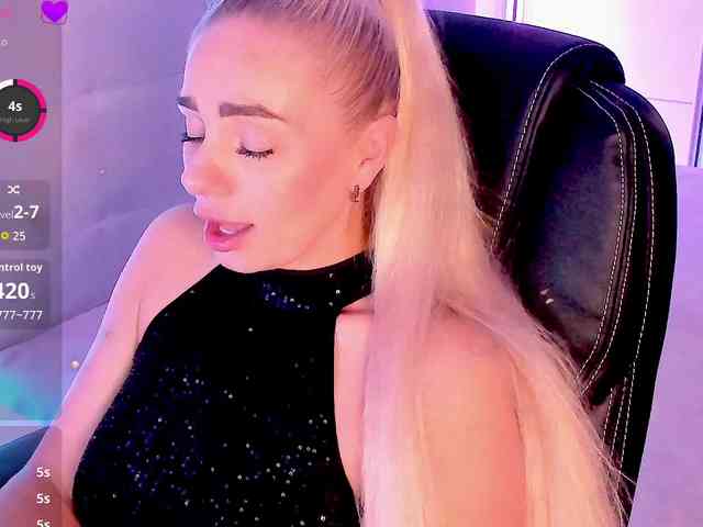 _-Dasha-_ webcam
