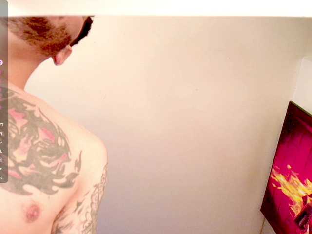 hottstuffxxx's BongaCams show and profile