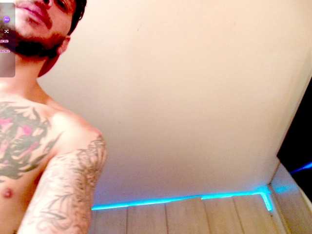 hottstuffxxx live cam on BongaCams