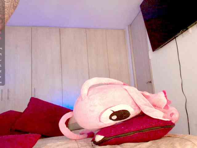 hottstuffxxx webcam