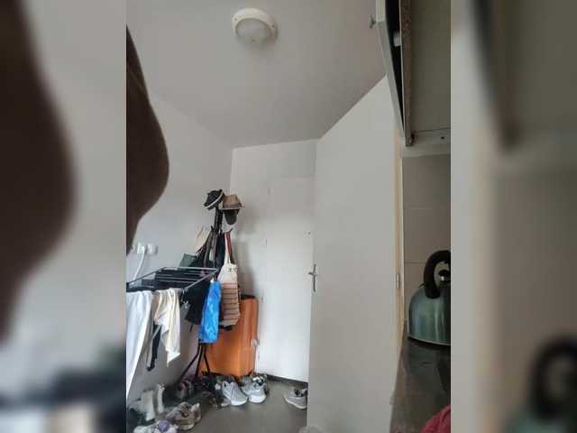 ShineMax18 live webcam show